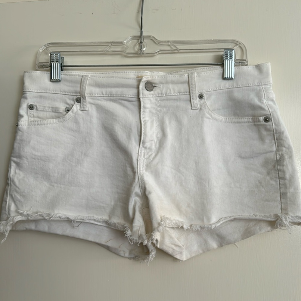 GAP women’s jean shorts size 27